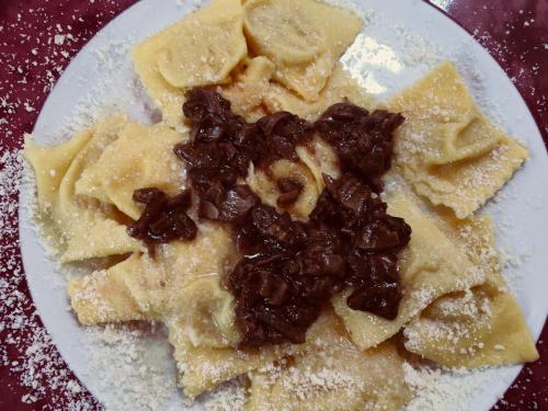 Tortelli di patate con i funghi porcini